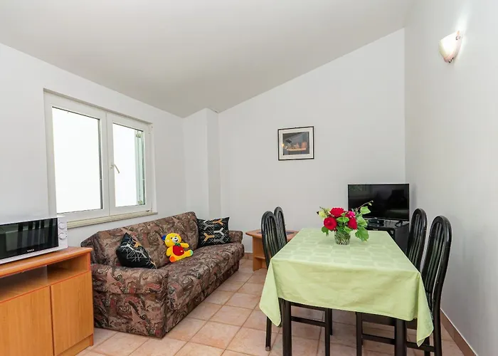 Franka 아파트 클레크