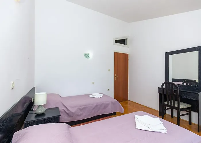 Franka 아파트 클레크